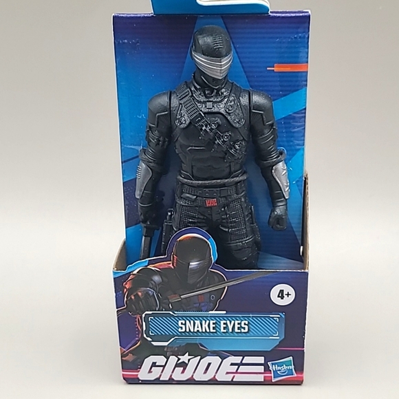 Hasbro G.I. Joe Figures Baroness, Destro & Snake Eyes (Pack of 3),  NIB - Picture 4 of 6